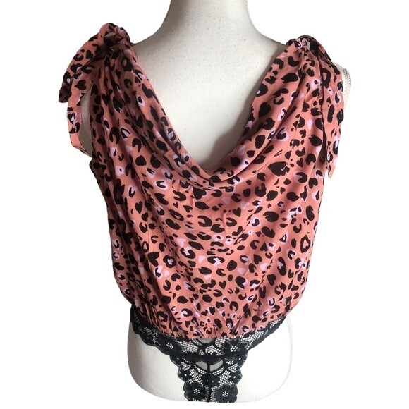 Free People Intimately Bare It All Rose Combo Lace Detail Bodysuit - Picture 6 of 9